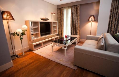 Nexus Valladolid Suites & Hotel