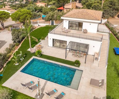Sunset Villa – khách sạn tại Les Issambres