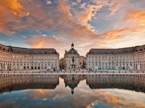 Pleasant entire apartement in Bordeaux with parking, Bordeaux (Foto 10)