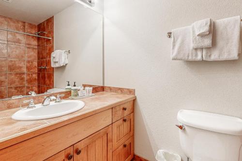 Torian Plum Creekside 412