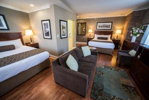 66137997 Hume Hotel & Spa