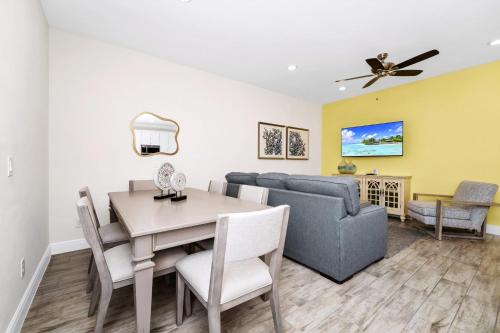 Relaxing Cottage near Disney with Margaritaville Resort  Island H20 Waterpark Access - 2964SR - image 12
