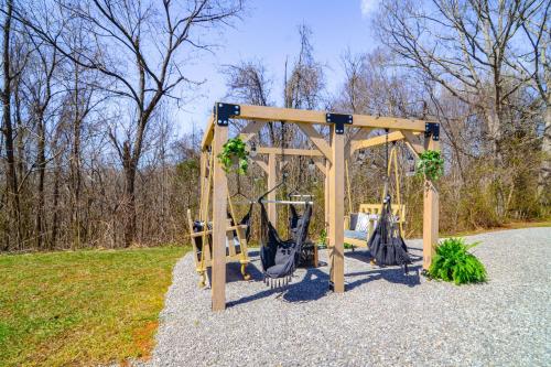 Cozy Cabin Retreat with Deck By Golf and Bass Fishing! - image 6