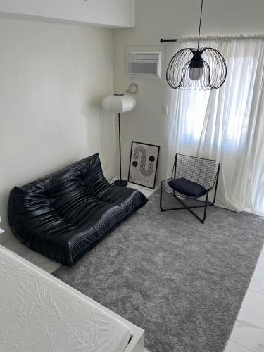 The Bauhouse Studio with Balcony near Eastwood, Manila (fotografie 3)