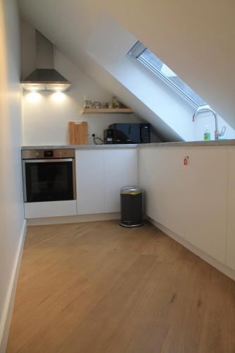 Charming Apartment with Cathedral View! On the 4th floor, Antverpy (fotografie 10)