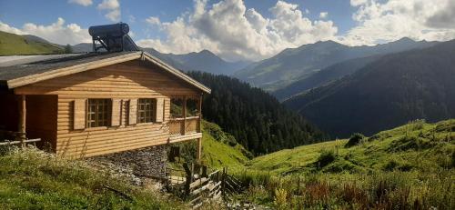 Guesthouse hegho სასტუმრო ჰეღო in Omalo