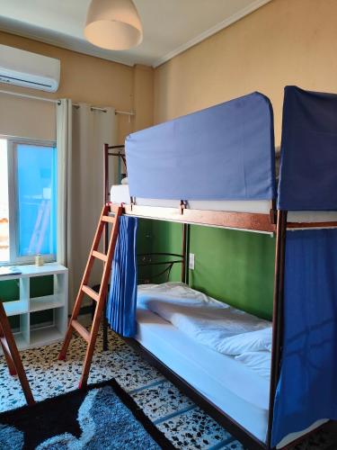 Bed in 4-Bed Mixed Dormitory Room