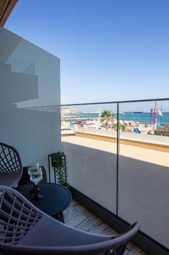 Akasha living by the sea 5