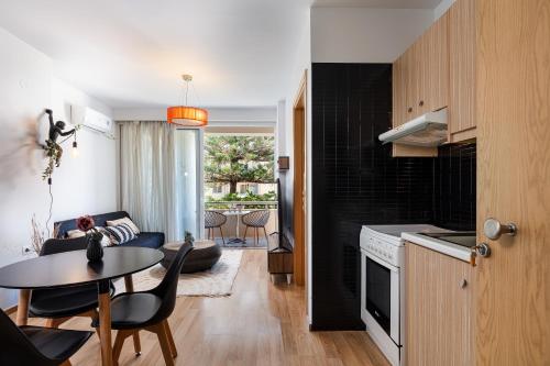 Akasha living by the sea 4