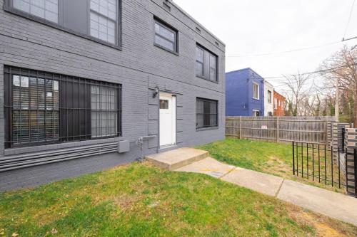 Updated Great Value APT 2-Bedroom in DC Updated Great Value APT 2-Bedroom in DC