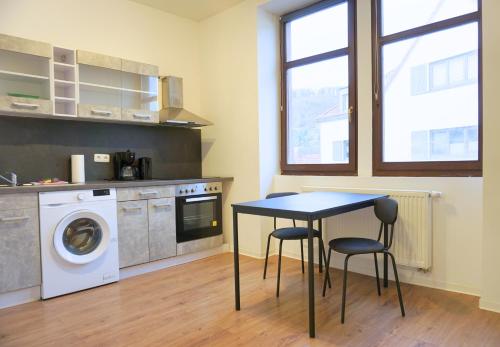 Kitchen, 11 Monteursapartments zur Alleinnutzung in Klingenberg am Main