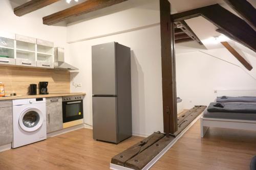 Kitchen, 11 Monteursapartments zur Alleinnutzung in Klingenberg am Main