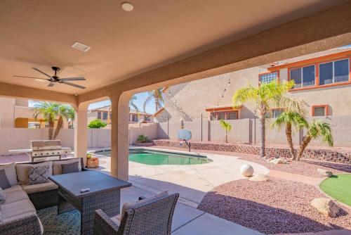 Family Fun Retreat Mesa AZ w Pool