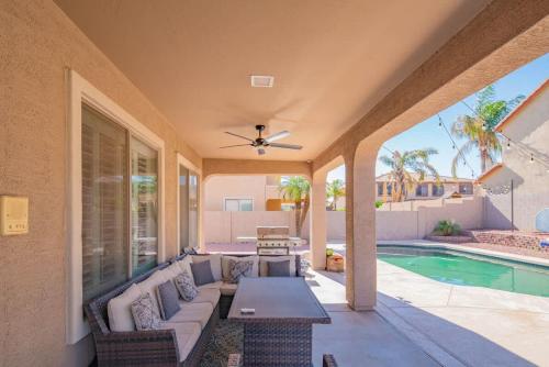 Family Fun Retreat Mesa AZ w Pool