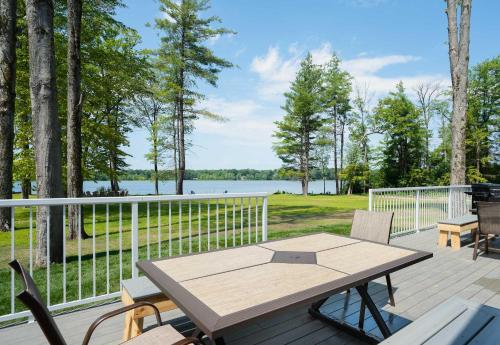 Open Concept Lakefront Home with Rec Room and Fire Pit Open Concept Lakefront Home with Rec Room and Fire Pit