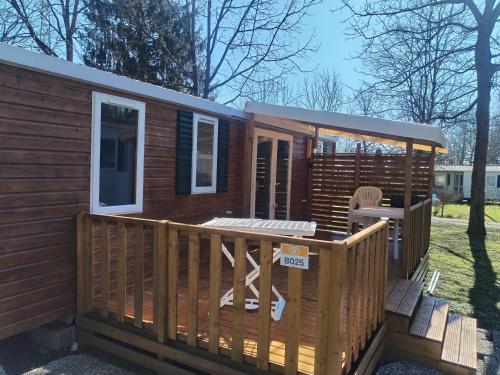 Mobil-Home 6 personnes avec TV et clim N' B025