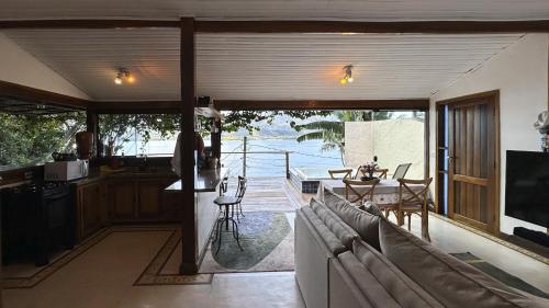 ห้องครัว, Refúgio na natureza com vista espetacular em Ilhabela (Refugio na natureza com vista espetacular em Ilhabela) in หาดปอร์ติงโย