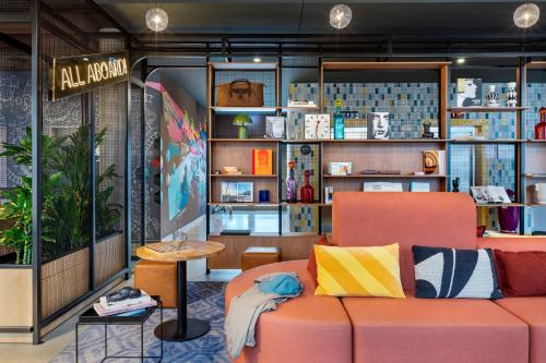 Moxy Berlin Ostbahnhof, Berlino (foto 9)