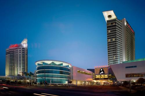 Caesars Windsor Hotel & Casino - A Caesars Rewards Destination