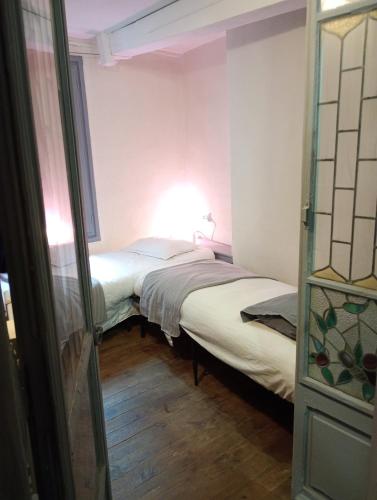 Duplex Center Thiers - Clermont-Ferrand - Lyon - Free Parking - Self-check-in in Thiers