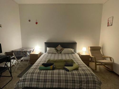Private and quiet room, Rome