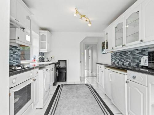 Spacious 3 Bedroom Home in Aintree, Liverpool (foto 5)