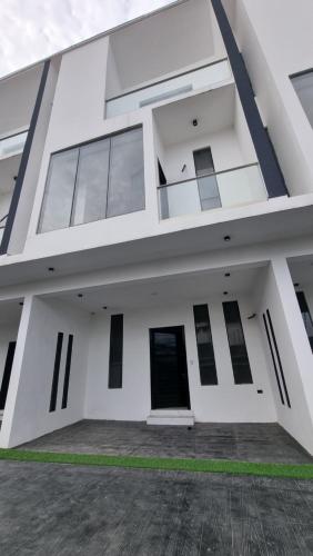 F&F Luxury Residence - image 3