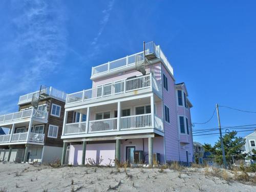 Brant Beach Ocean Front Duplex - 1St Floor With Expansive Views 51851