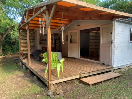 Ti Bungalow de charme in Le Moule