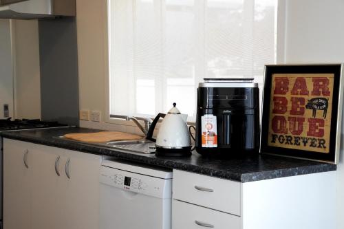 Sunny Villa Guest House in โคฮิมารามา