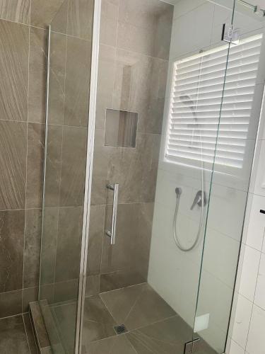 دش, Living Oasis Home in Pakuranga Heights