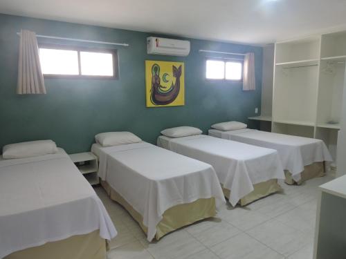 Superior Triple Room image 5