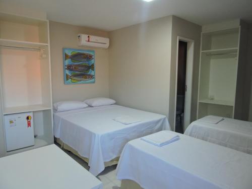 Superior Triple Room image 7
