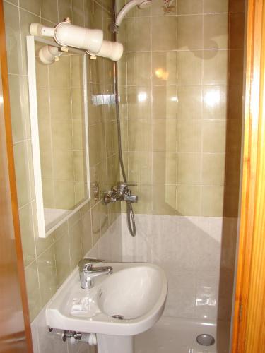 Hostal Talamanca - image 10