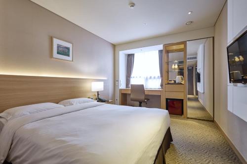 فندق سوميت دونغ ديمون