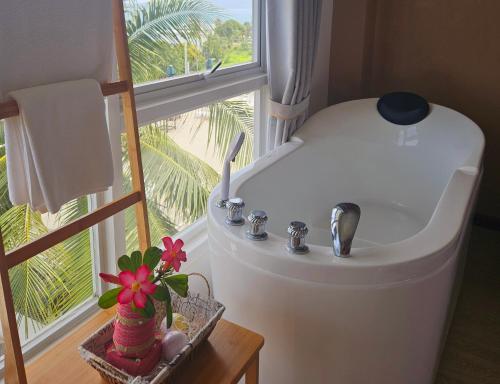 設施, Puerto Galera Seaview Resort in 加萊拉港