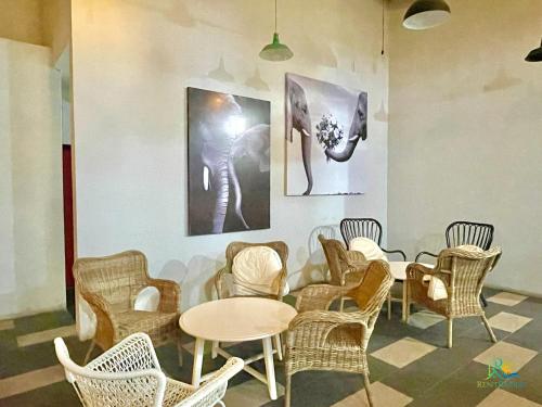 Cube 8 Teens at Taman Mount Austin By UHA Cube 8 Teens at Taman Mount Austin By UHA