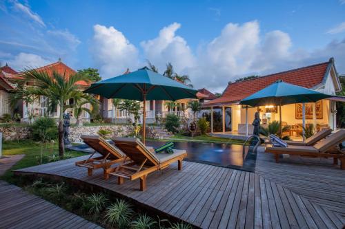 สระว่ายน้ำ, บลู สกาย วิลล่า เซนินกัน (Blue Sky Villa Ceningan) in นูซา เจนิงัน