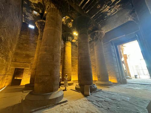 Magic pyramids Eden Magic pyramids Eden