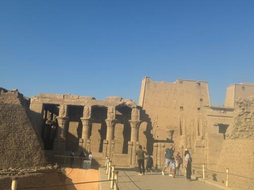 Magic pyramids Eden Magic pyramids Eden