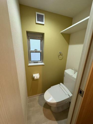 Sun生A号棟301室直达关西机场 电梯公寓 采光良好 仅2站到难波 直达梅田心斋桥天王寺 附带私人厨房