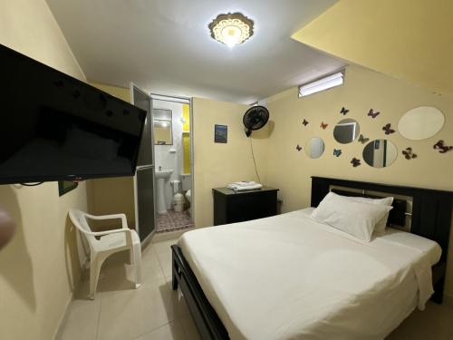 LAS CAMELIAS APARTAHOTEL - La Virginia Risaralda in La Virginia