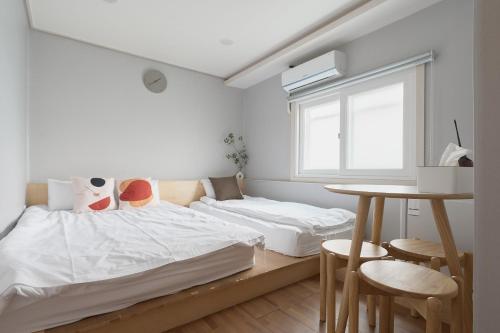 Dawoo House 2 in Hongdae