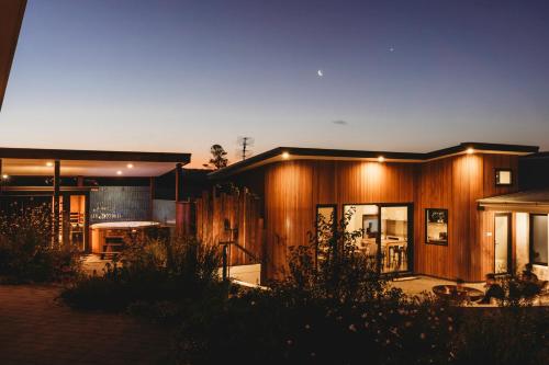 Hollyberry House, Cooma