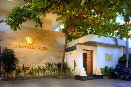 Entrance, The Pavilion Hotel Kuta in Bali