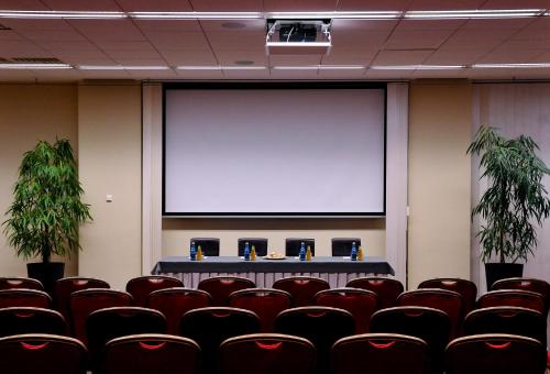 Ruben Hotel Zielona Góra - image 8