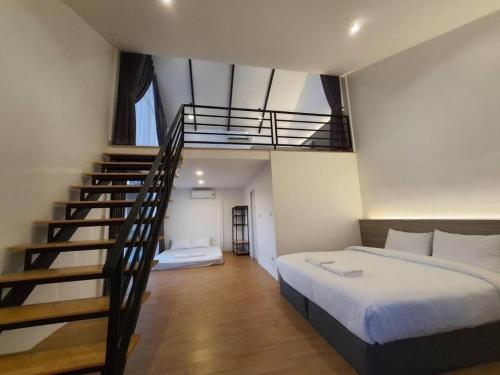 FUN r2 Villa, 20 People Max FUN r2 Villa, 20 People Max