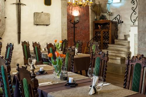 Étterem, Three Crowns Residents in Tallinn Óváros