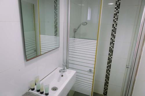 Rich Luxury Suites - Renovated - image 2