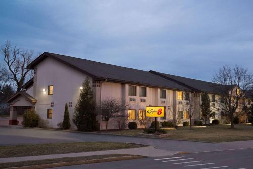Super 8 By Wyndham Ithaca